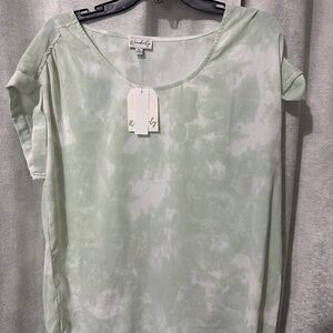 Wonderly Sage blouses